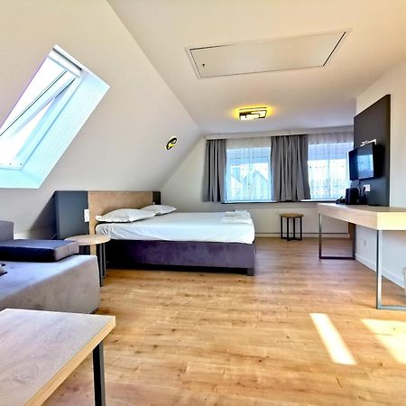 Home Inn Hotel Dormagen Kültér fotó